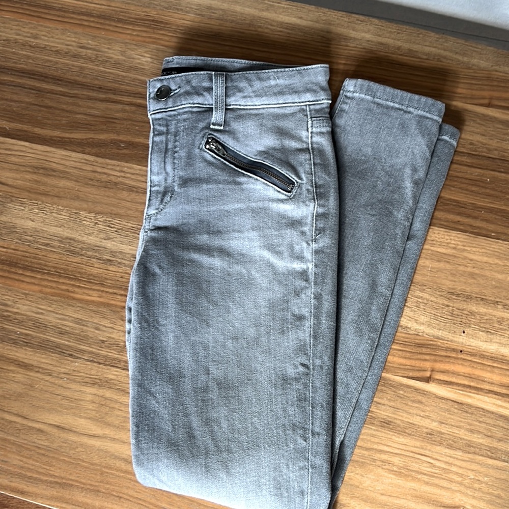 Joe’s Jeans - sz 27